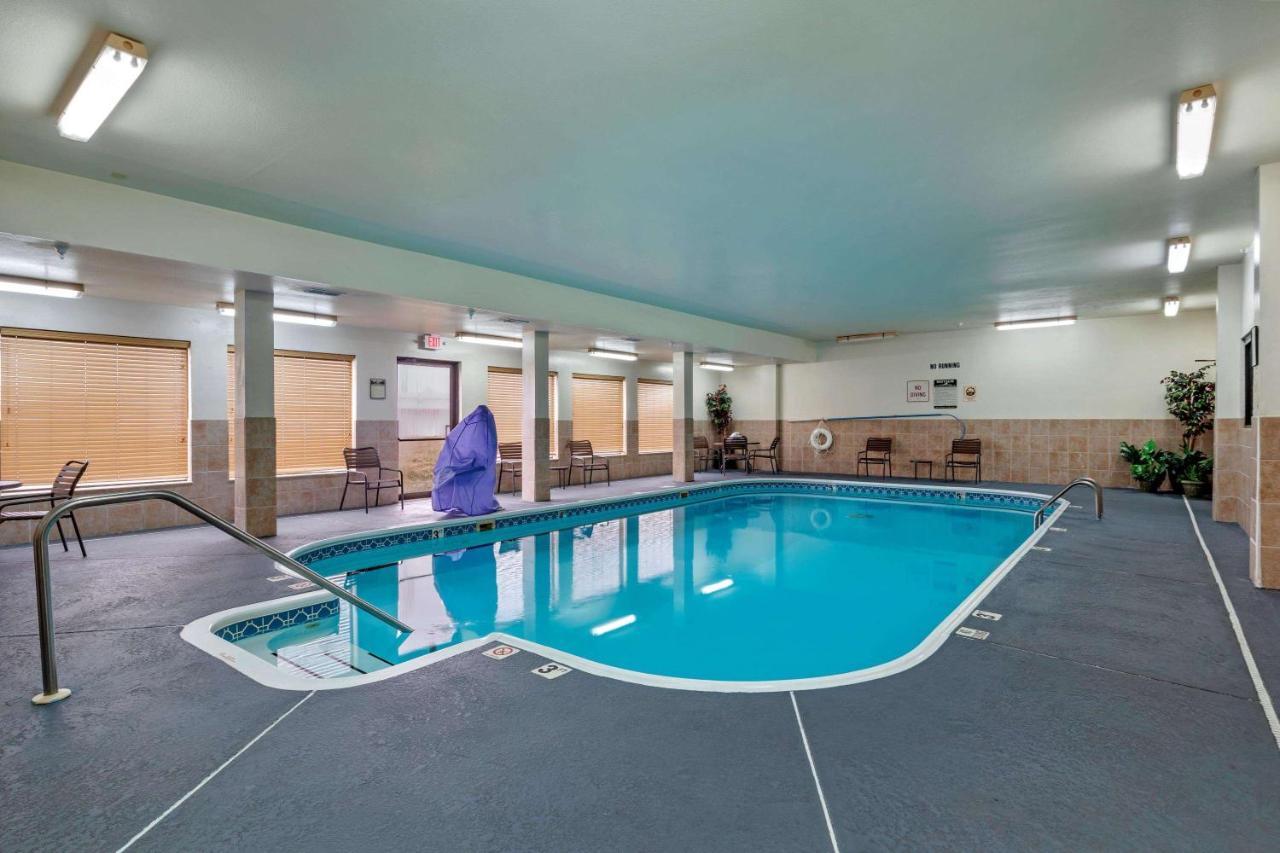 Best Western Clearlake Plaza Springfield Exterior photo